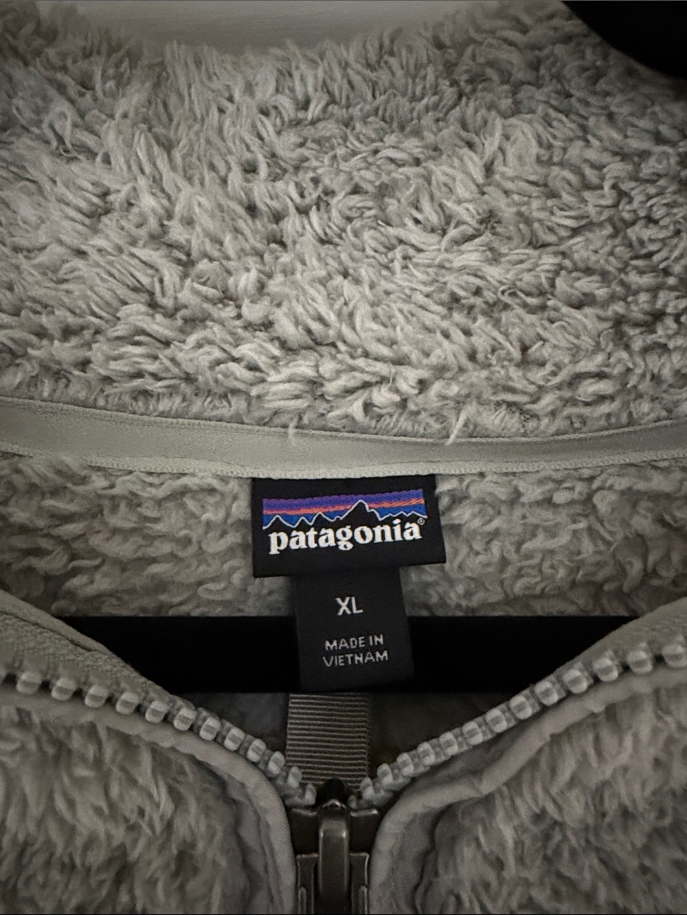 Patagonia Light Gray Sherpa Quarter-Zip Pullover - Picture 4 of 5